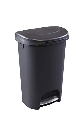 Rubbermaid 13 Gallon Step-On Trash Can with Lid