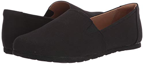 Amazon Essentials Women's Slip-On Canvas Flats, Black