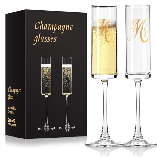 2 Pack Champagne Flutes 7oz Mr and Mrs