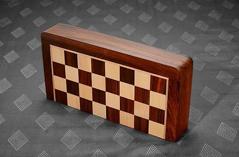 Handcrafted Rosewood Chess Set with Magnetic Pieces