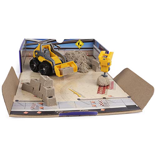 Kinetic Sand, Dig & Demolish Playset with 1lb and Toy Truck, Play Sand Sensory Toys for Kids Ages 3 and up