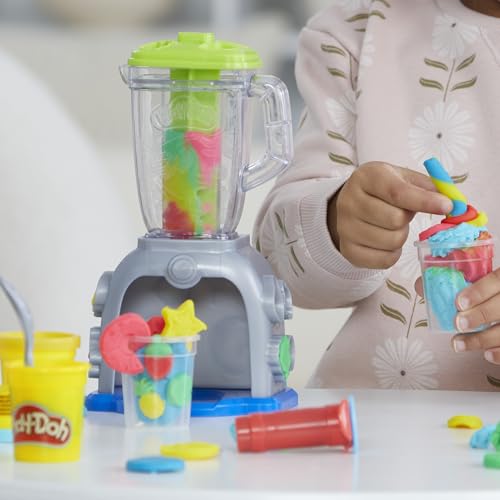 Play-Doh Swirlin' Smoothies Toy Blender Playset