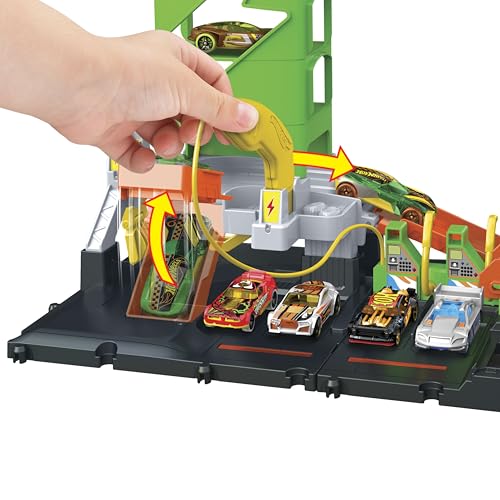 Hot Wheels City Super Recharge Fuel Station Set