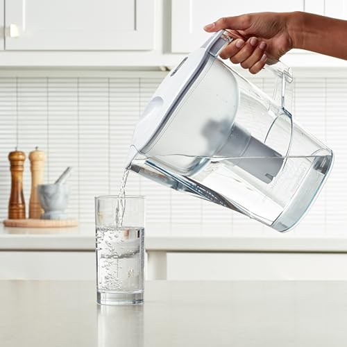 10-Cup Water Filter Pitcher by Amazon Basics