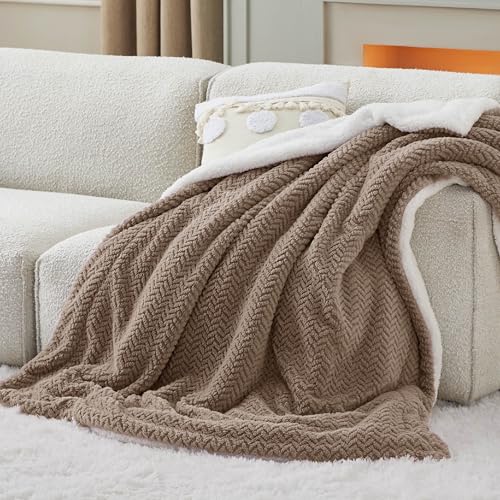 Bedsure Sherpa Fleece Twin Blanket