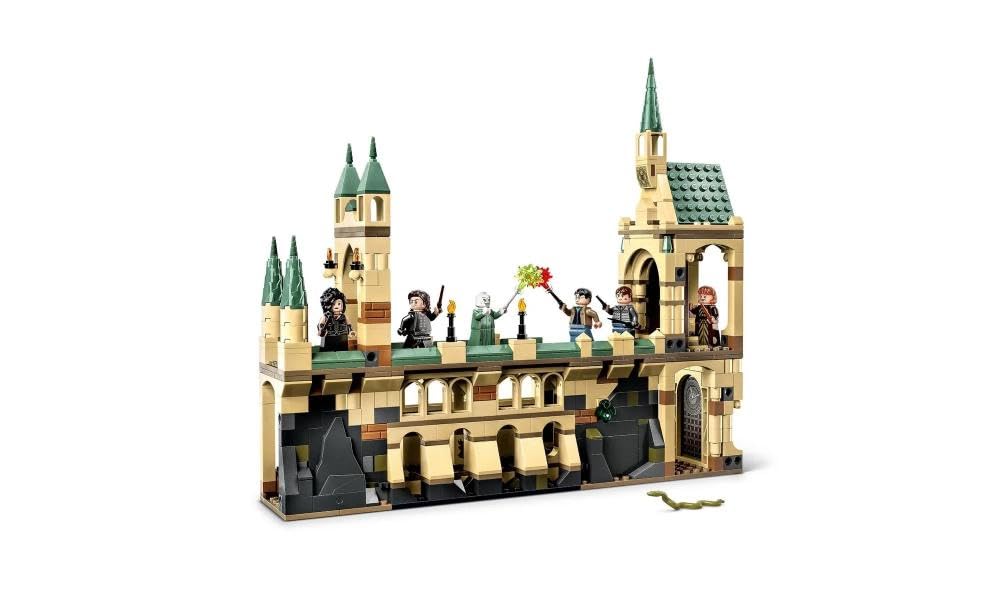 LEGO Harry Potter The Battle of Hogwarts Building Toy Set, Harry Potter Toy for Boys, Girls and Kids Ages 9+, Features a Buildable Castle Section and 6 Minifigures to Recreate an Iconic Scene, 76415