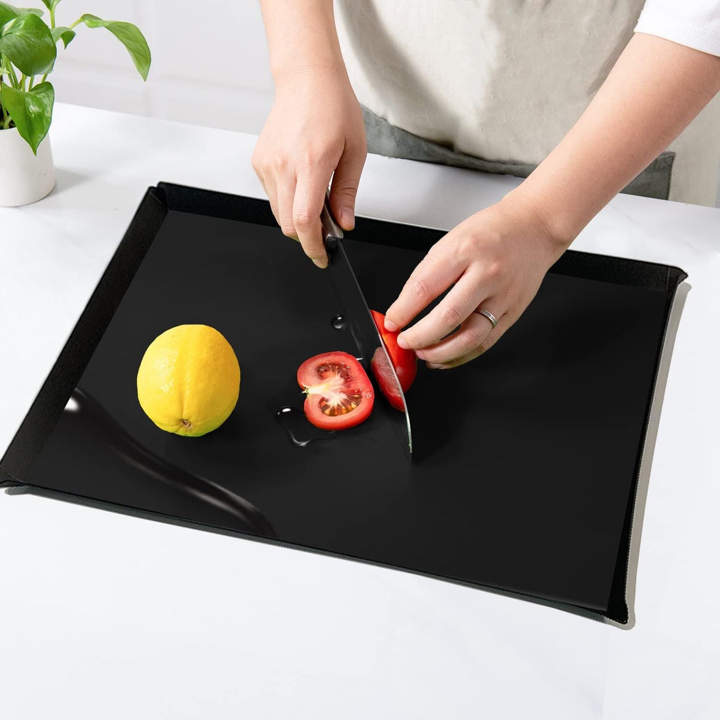 WK Extra Thick Foldable Cutting Boards with Lip, Flexible Plastic Cutting Board Mats for Kitchen, Black Cutting Boards for Meat, Nonslip Cutting Mats, BPA Free, Dishwasher Safe, Set of 3