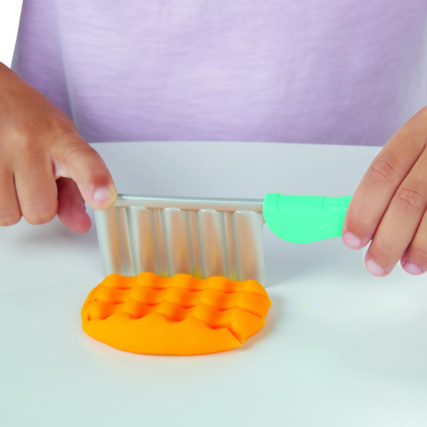 Play-Doh Spiral Fries Playset with 5 Cans