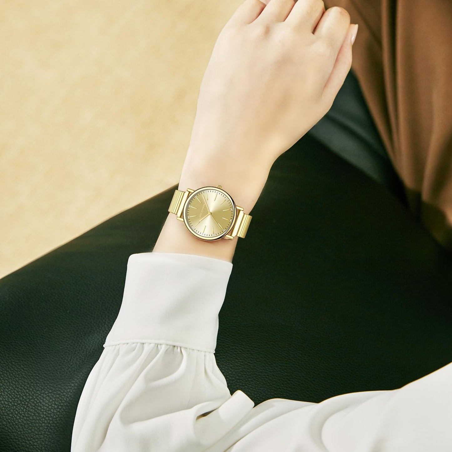 Women’s Analog Watch with Expandable Stainless Steel Strap