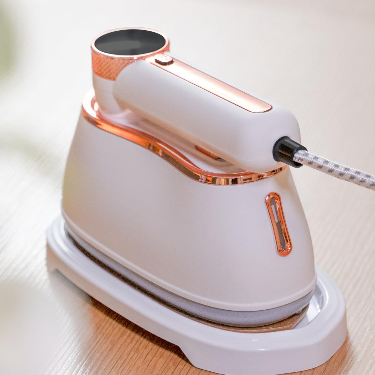 Professional Garment Steamer for Clothes 2 in 1, High Steam Volume 20g/min for Powerful Wrinkle Removal, Leak Proof, 120v, 1000w