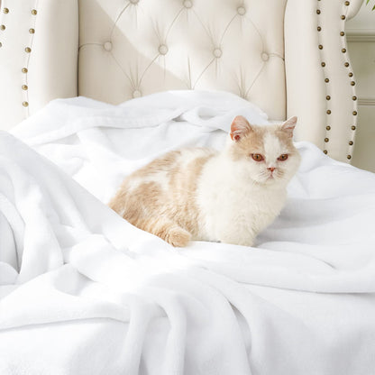 David's Home Fleece Throw Blanket,Ultra Soft More Durable Lightweight Velvety Bed Blanket,Lint-Free& No Pilling,300GSM All Season Use Luxury Plush Cozy Blanket with Wider Stitched Border,50"x60",White