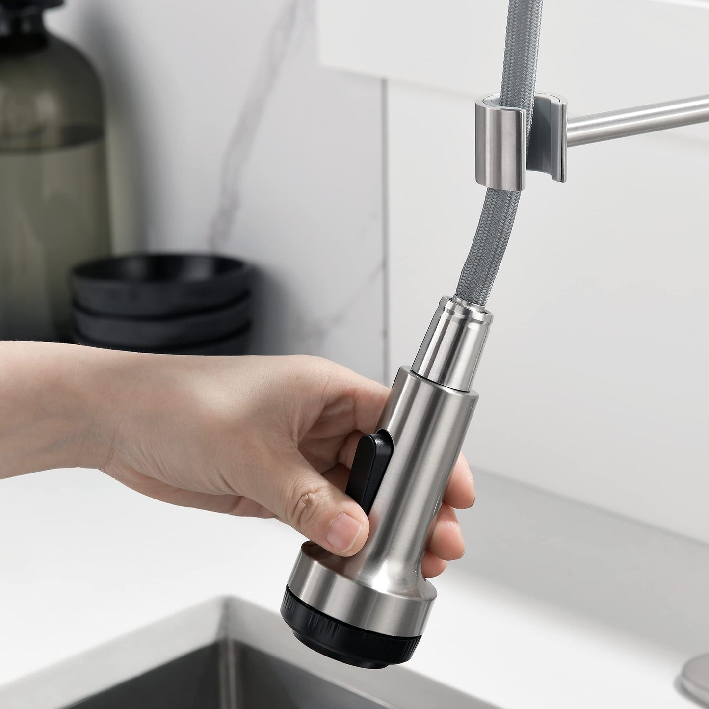 Rainovo Kitchen Faucet Brushed Nickel with 4 Mode Pull Down Sprayer, Kitchen Spring Faucet Stainless Steel with Duo-aquablade Function, Single Handle faucets High Arc Modern with Pull Out Sprayer