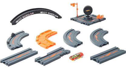Hot Wheels Toy Car Track Set Pack, 10 Track-Building Parts with City Square, Bridge & 1:64 Scale Vehicle, Connects to Other Tracks