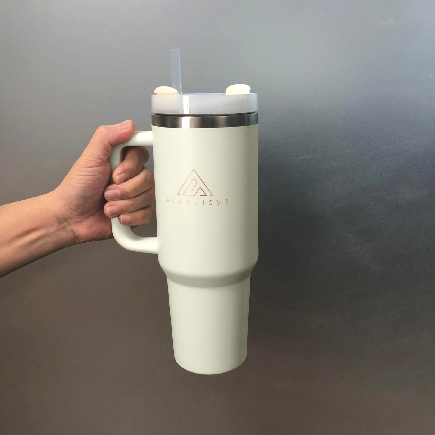 Aurelisse 40 oz Tumbler with Handle Lid and Straw Leak proof Insulated Vacuum Quencher H2.0 Water Bottle Tumblers Reusable Stainless Steel Large Travel Cup Mug Gifts (Cream White)