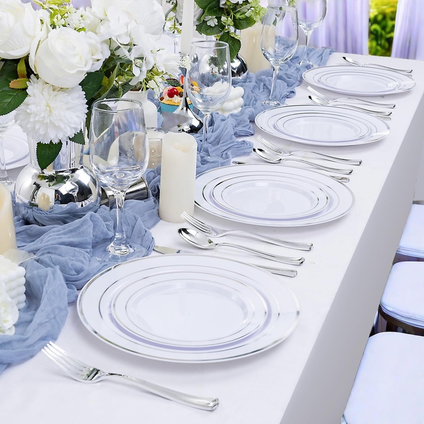 DaYammi 500pcs Silver Plastic Dinnerware Set
