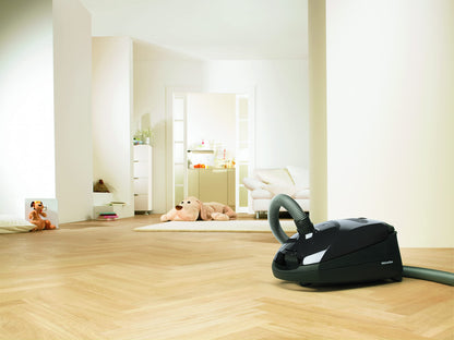 Miele Classic C1 Bagged Canister Vacuum Cleaner