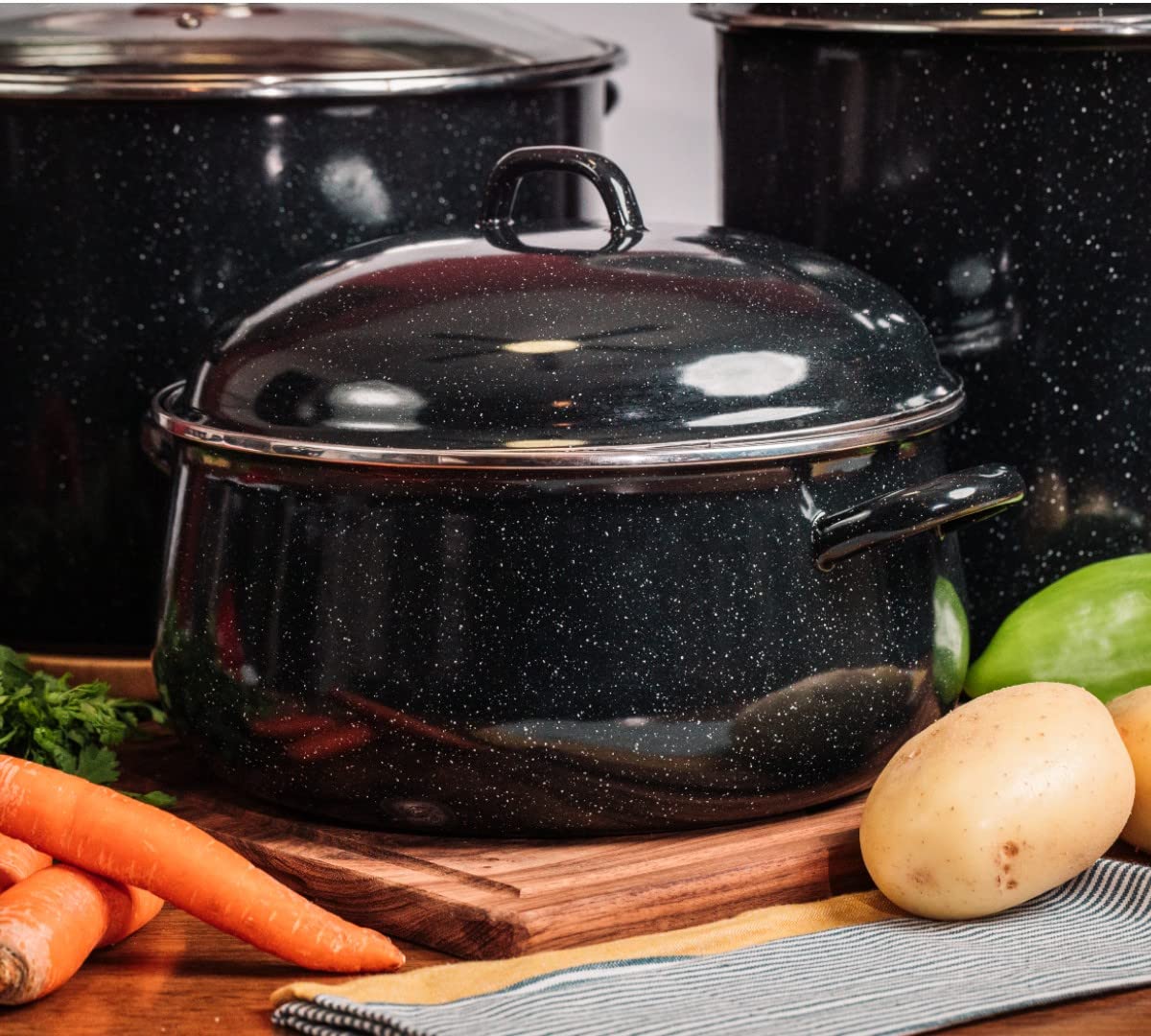 9.5 Qt Granite Ware Dutch Oven with Lid
