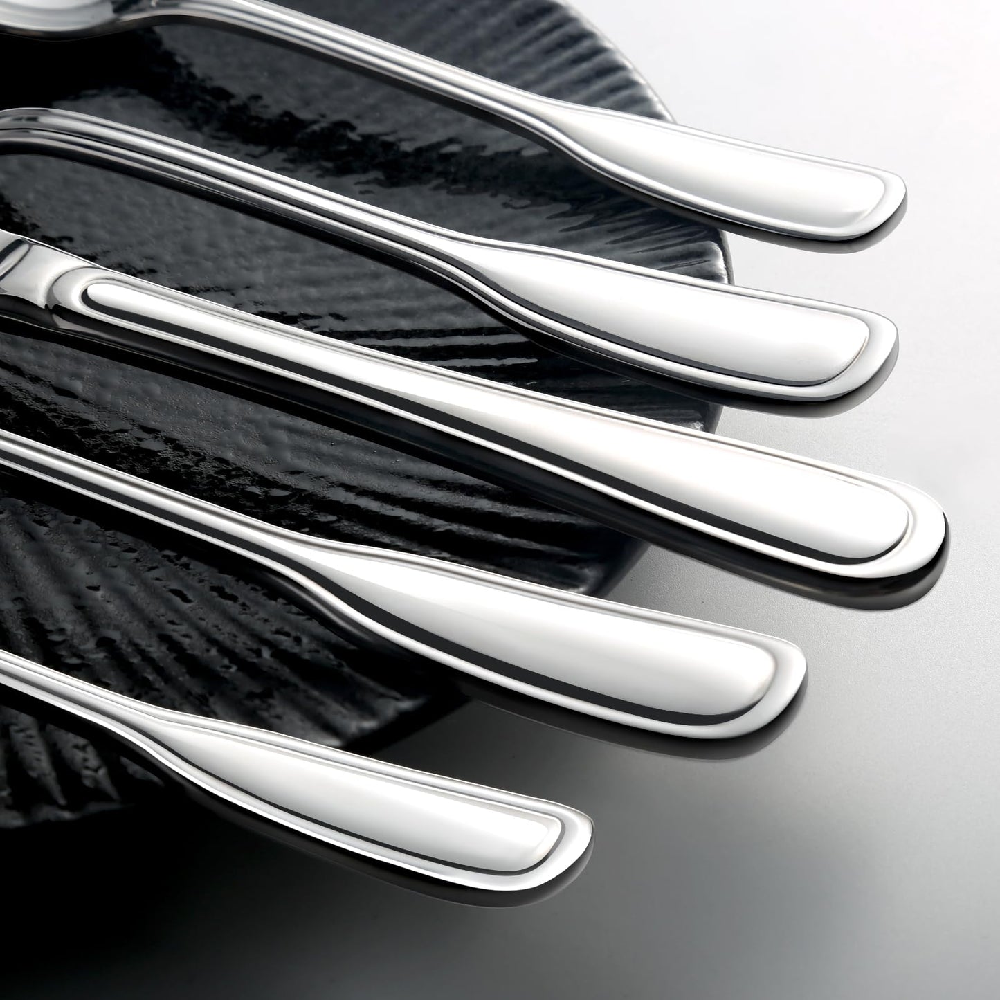 Nice Kitchen Silverware Set for 8