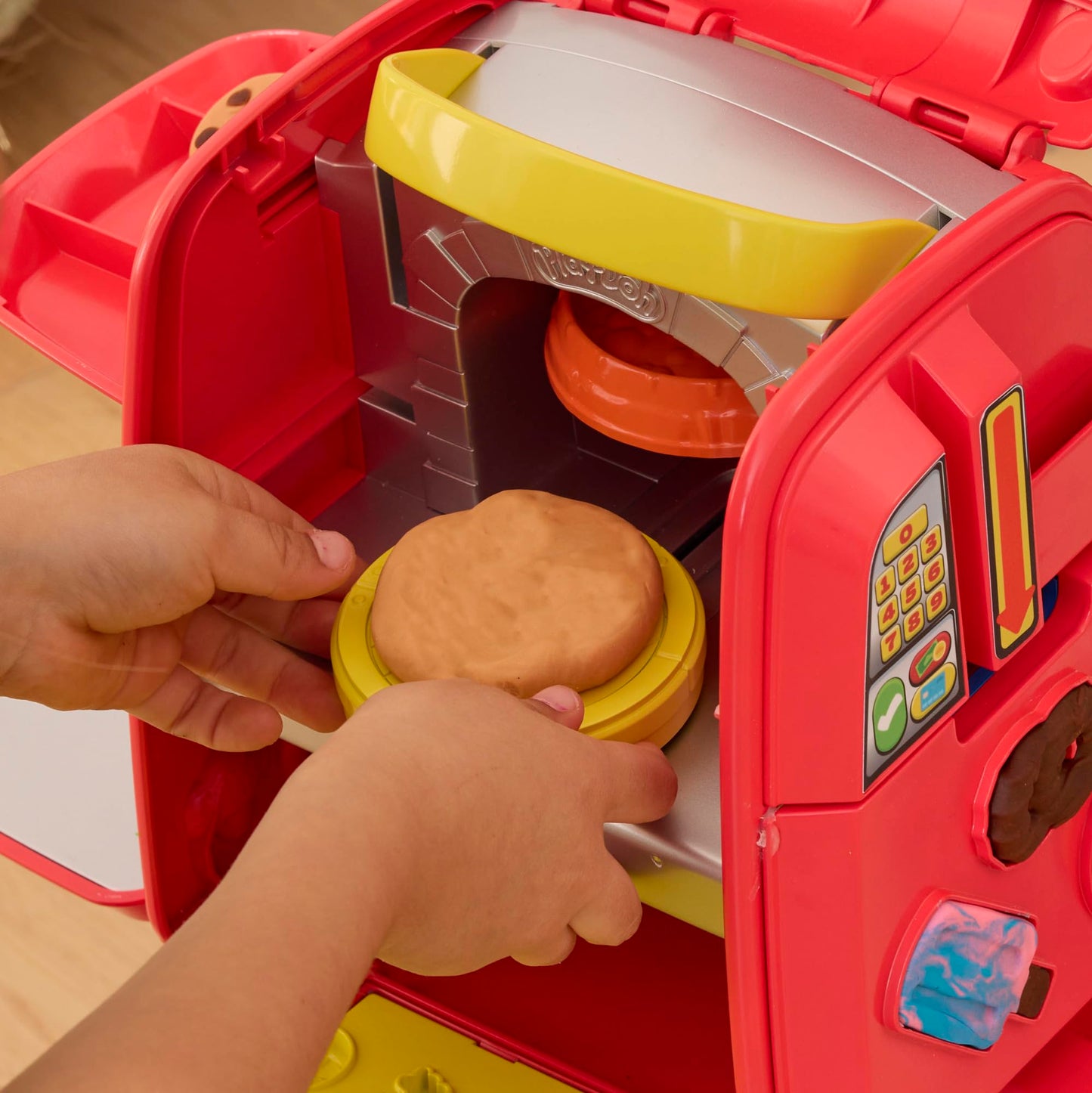 Play-Doh Pizza Delivery Scooter Playset for Kids