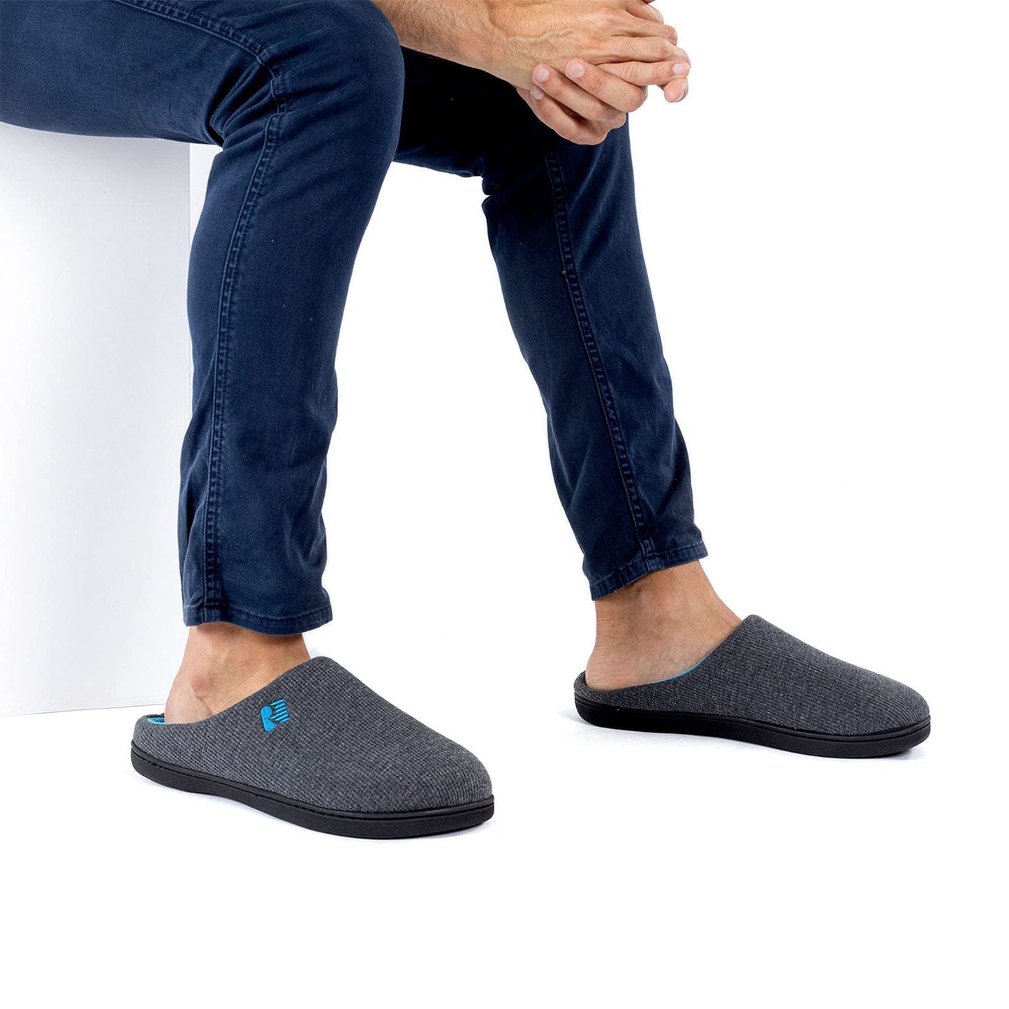 RockDove Men's Memory Foam Slippers, Size 9-10