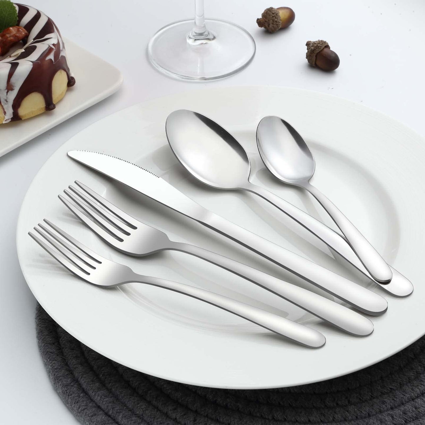 APEO 60 Piece Stainless Steel Silverware Set for 12, Premium Polished Flatware Sets, Forks Spoons and Knives Set, Food-Grade Cutlery Set for Home Kitchen Restaurant Hotel, Dishwasher Safe Utensils Set