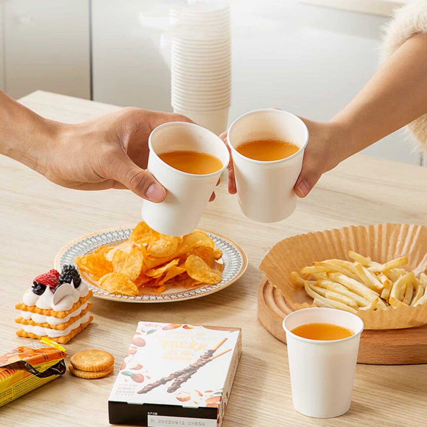 TirFeKi Disposable Paper Cups, 300 Pack 12oz Paper Cups, Coffee Cups, Hot and Cold Beverage Drinking Cups for Juice, Tea, Coffee, Suitable for Home, School, Office, Events, Party, and Cafes