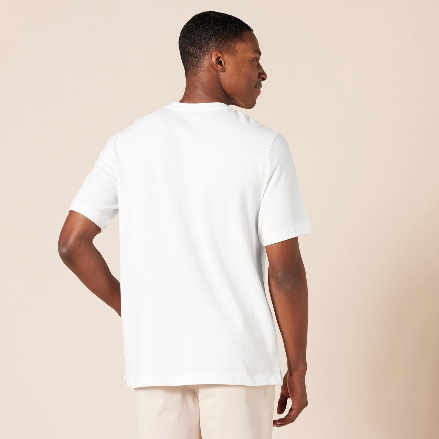 Amazon Essentials Men's Regular-Fit Short-Sleeve Pique Henley (Available in Big & Tall), Pack of 2, White, Small