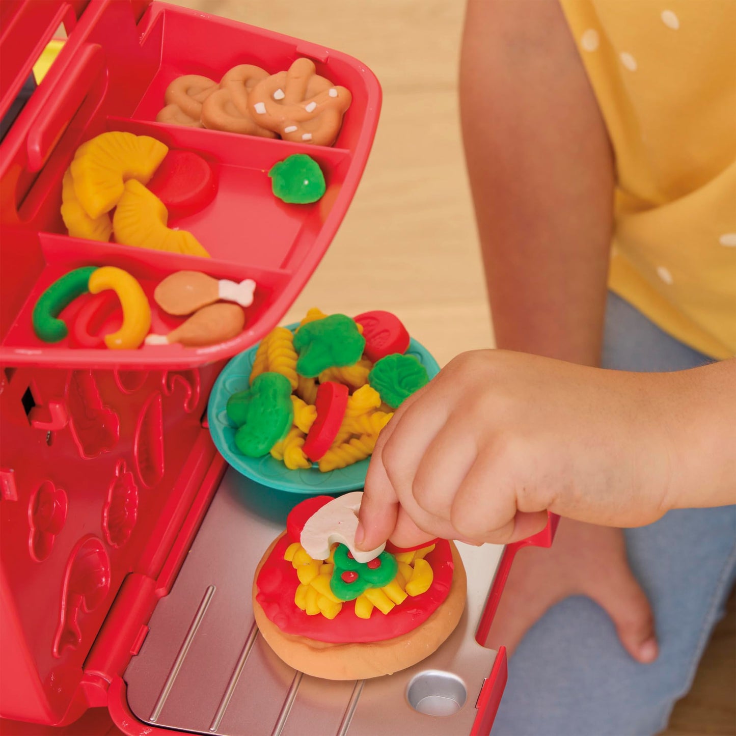 Play-Doh Pizza Delivery Scooter Playset for Kids