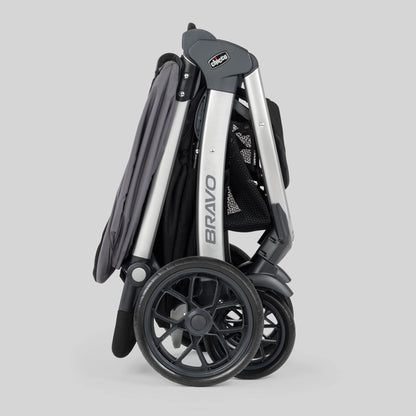 Chicco Bravo 3-in-1 Trio Travel System, Quick-Fold Car Seat and Stroller Combo with KeyFit 30 for Infant | Brooklyn/Navy