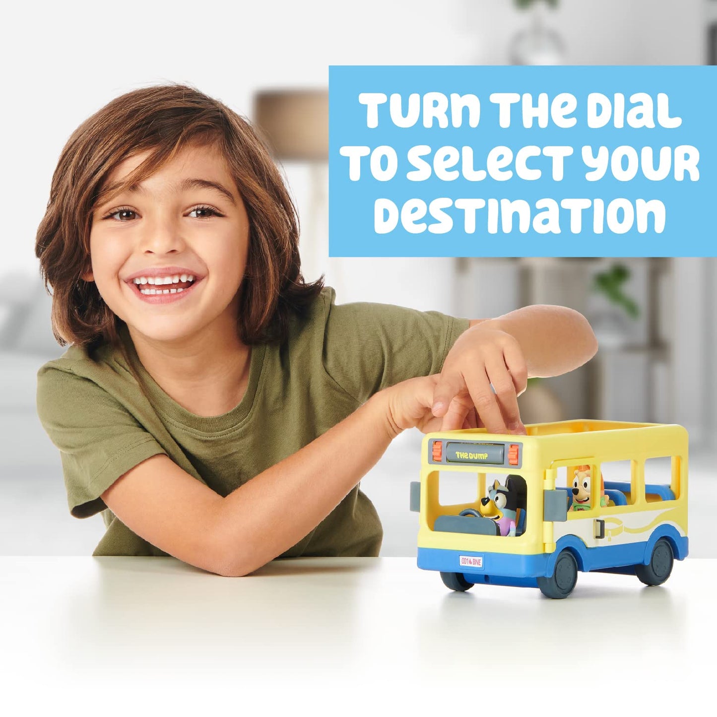 Bluey Bus with 2.5-3 Inch Figures Set