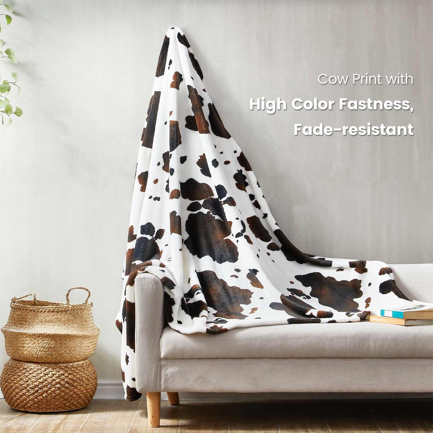 Cozy Cow Print Fleece Throw Blanket 50"x60"