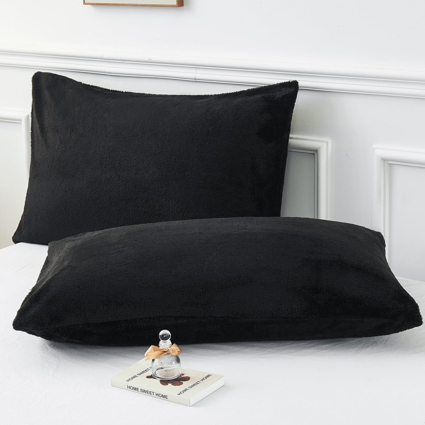YIYEA Faux Fur Pillow Cases Set of 2