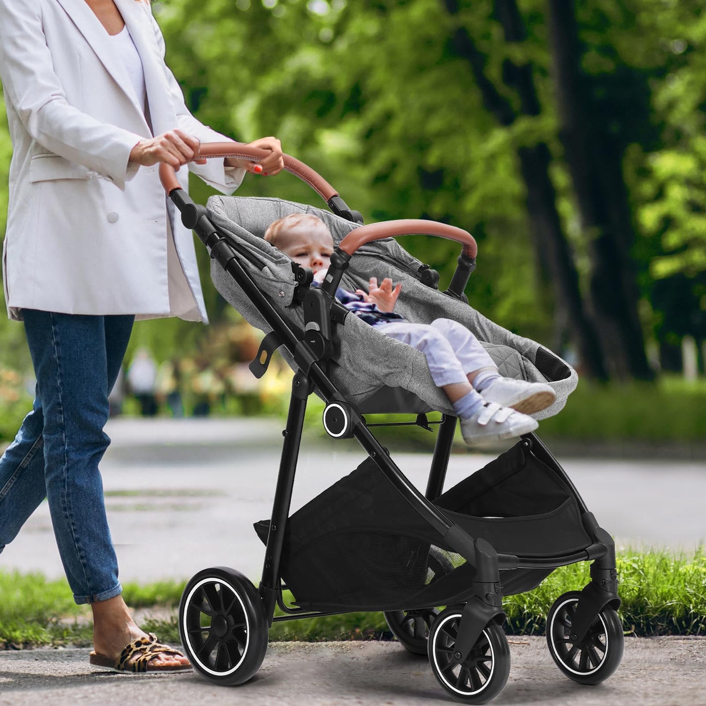 VEVOR Standard Baby Stroller, Infant Toddler Stroller with Bassinet, 3rd-Gear Adjustable Backrest & Foldable & Reversible Seat, Carbon Steel Newborn Stroller with Leg Cover and Mesh Net, Black
