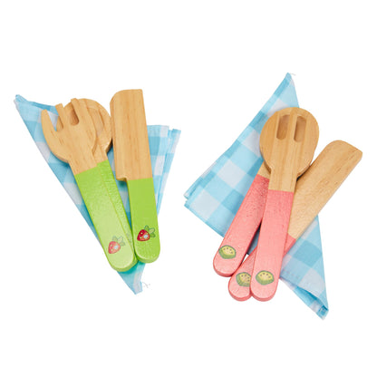 32-Piece Bluey Dine-In Wooden Toy Set
