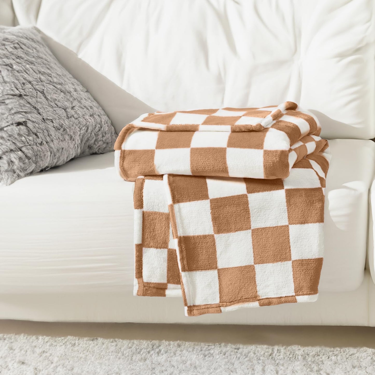 Cozy Fleece Checkered Throw Blanket