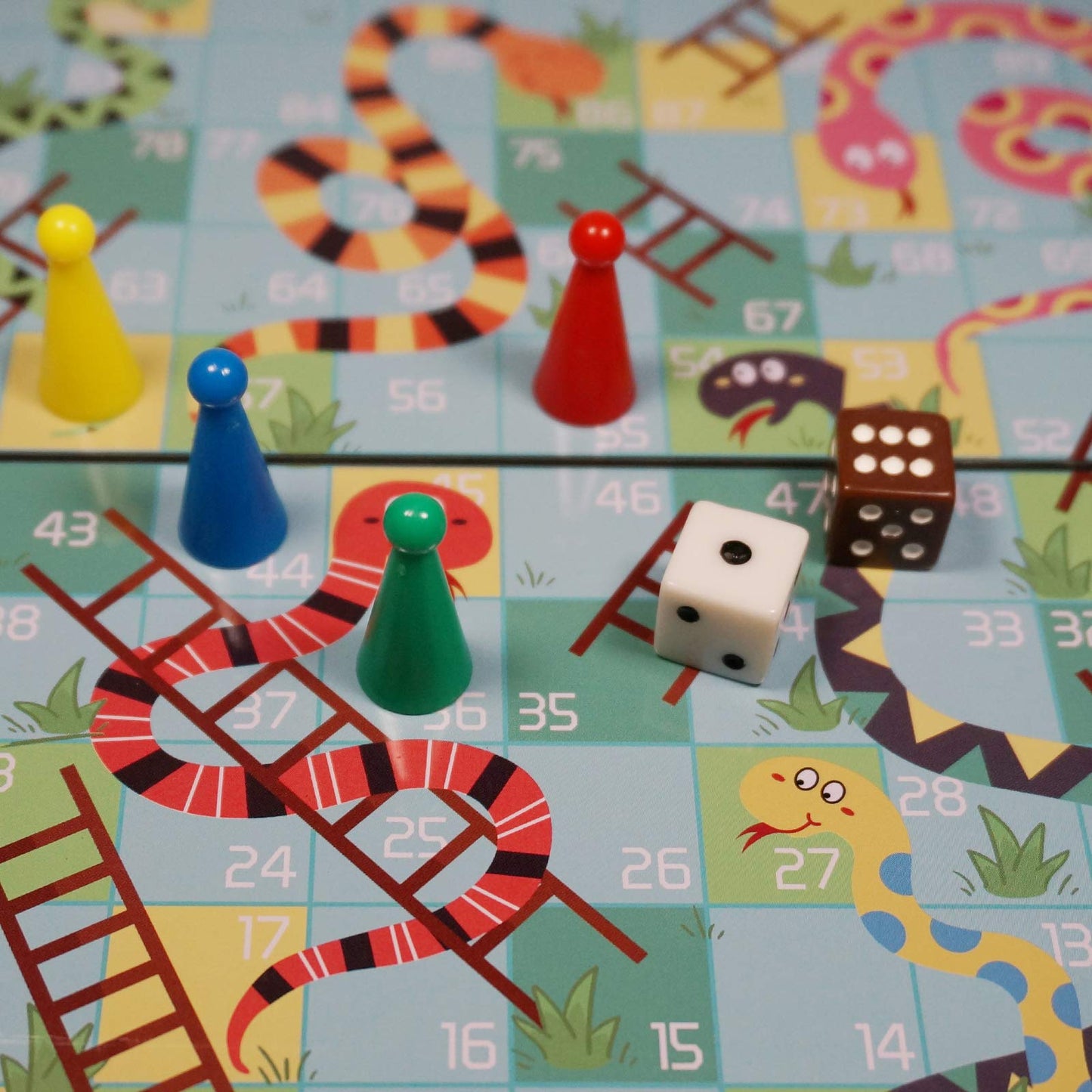 KOKOSUN Magnetic Travel Snakes and Ladders Game