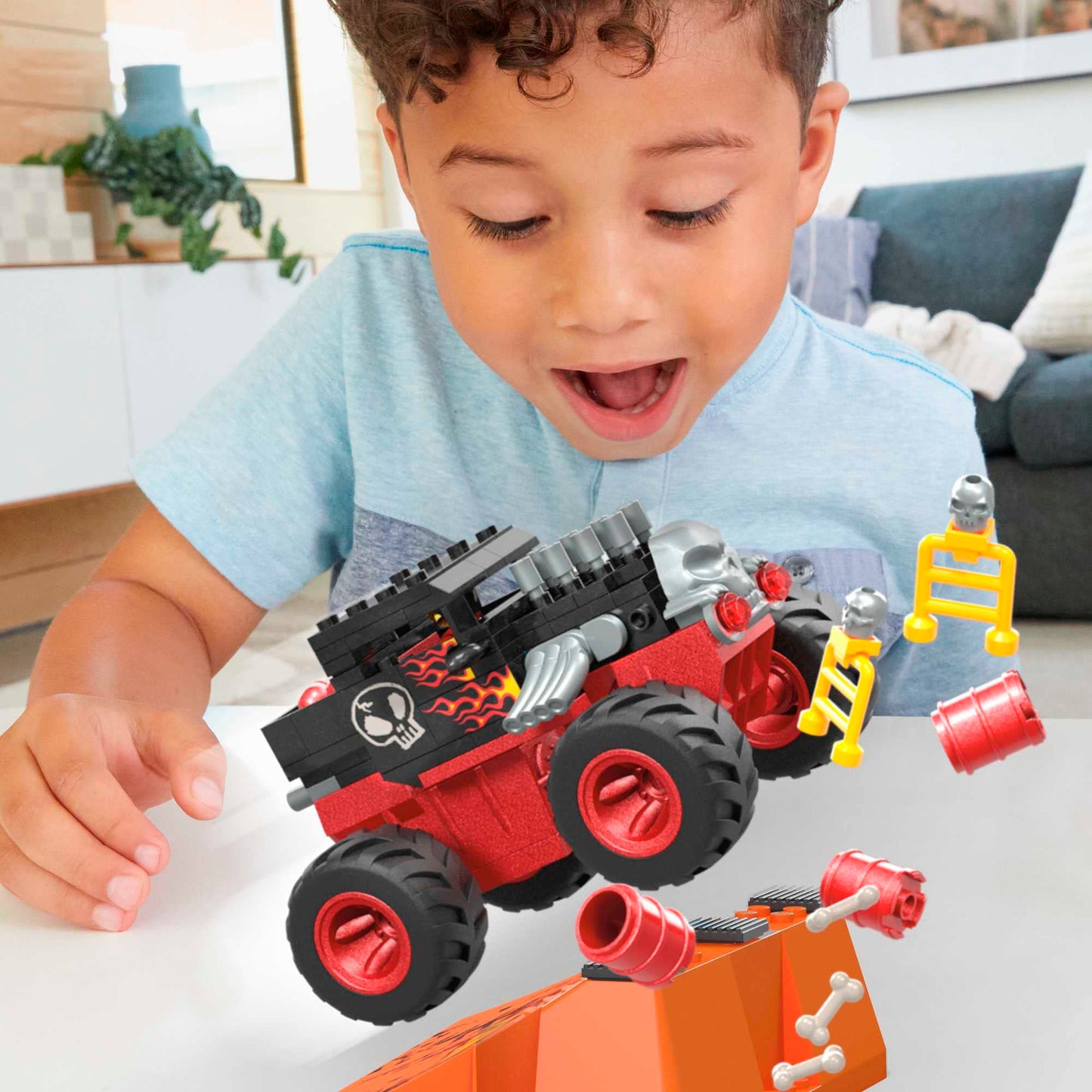 UPDATE: DEAD! MEGA Hot Wheels Monster Trucks Building Toy, Smash & Crash Bone Shaker Crush Course with 151 Pieces, 1 Figure and 1 Ramp, Red, Kids Age 5+ Years