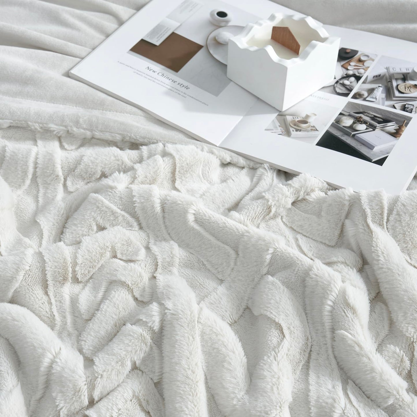 Cozy Bliss Plush Faux Fur Throw Blanket 50x60