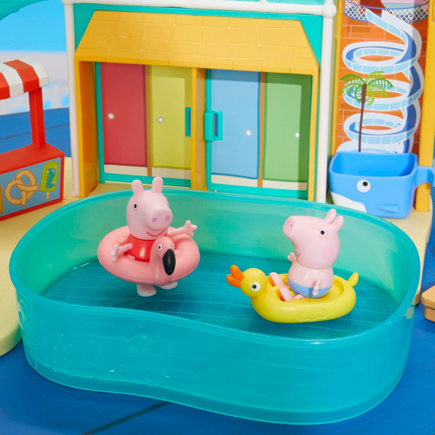 Peppa Pig Waterpark Playset with 2 Figures