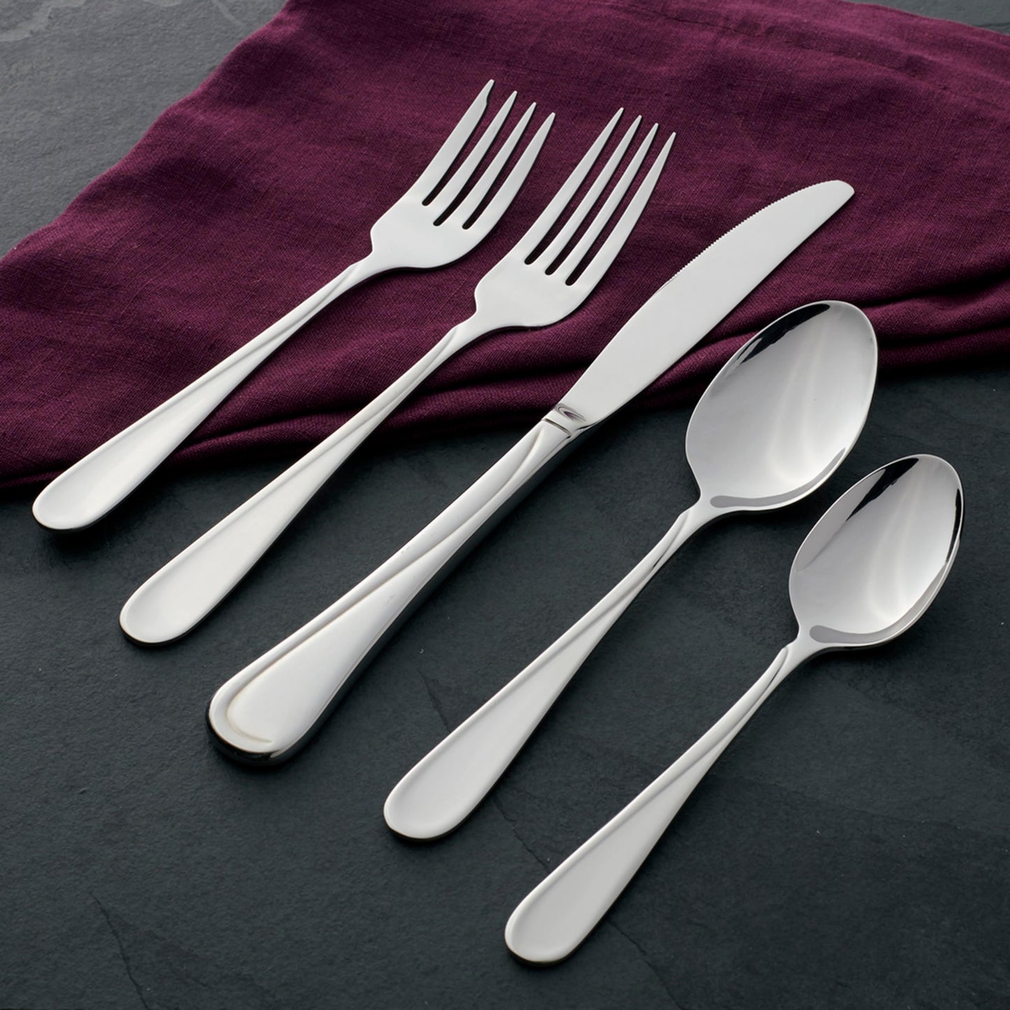 Oneida 20-Piece Stainless Steel Flatware Set