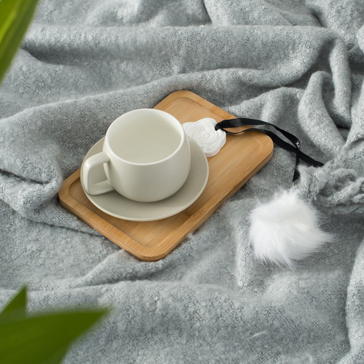 Soft Knitted Throw Blanket for Couch and Bed