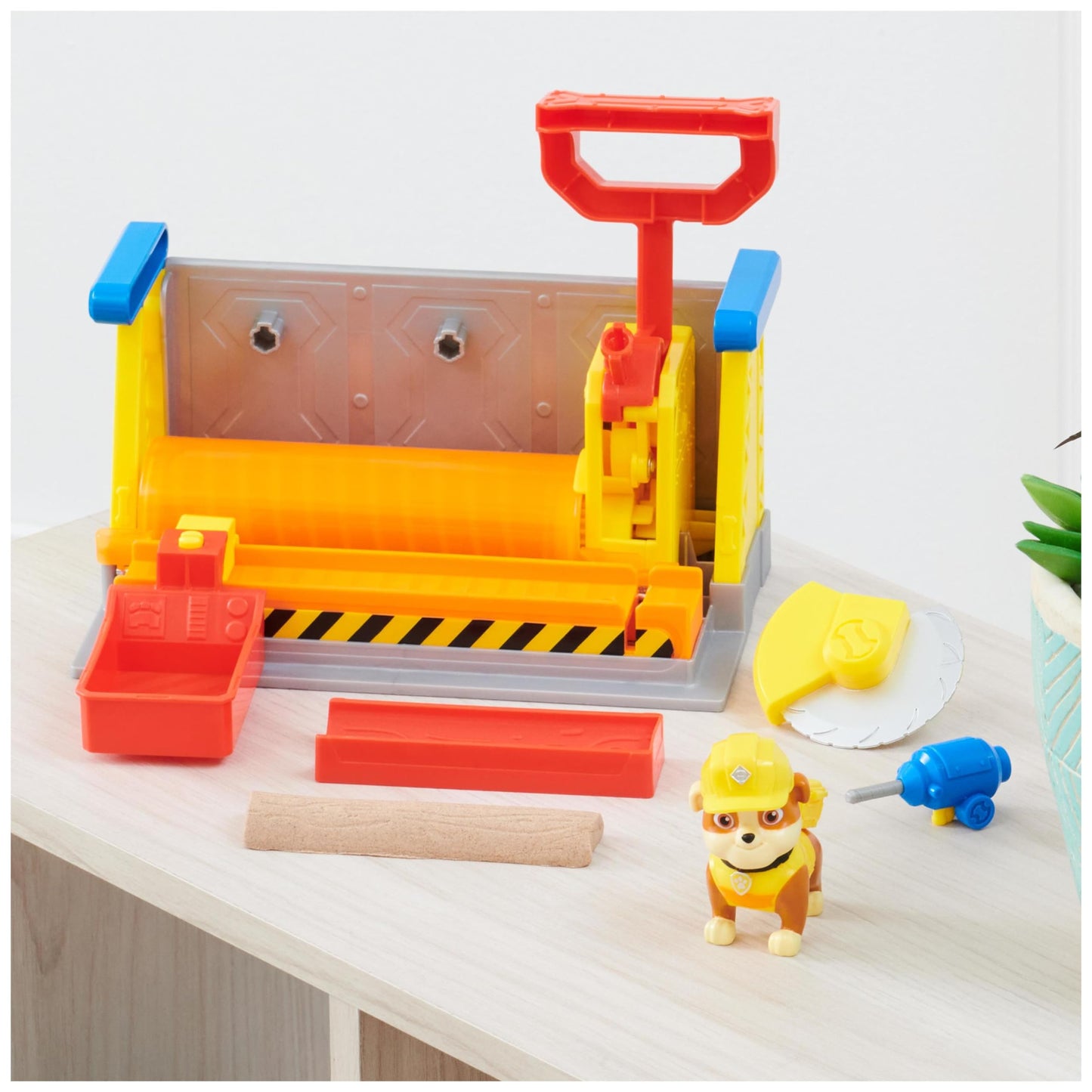 Rubble & Crew Rubble’s Workshop Playset with Figure