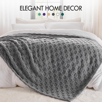 Kaisa Soft Throw Blanket, Premium Fleece Blanket for Couch Sofa Bed, Lightweight Plush Cozy Warm 3D Checkered Blanket for All Season Use, Fluffy Cute Blankets for Women, 50"x60", Gray