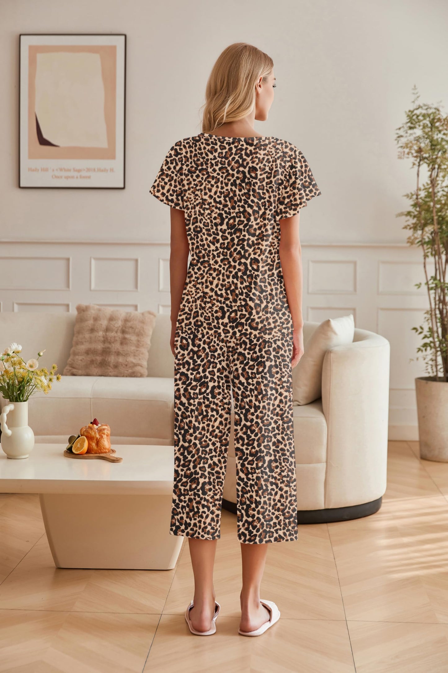Ekouaer Womens Cotton Pajamas Sets Short Sleeve Tops and Capri Pants Sleepwear Loungewear with Pockets,XX-Large,Leopard Print