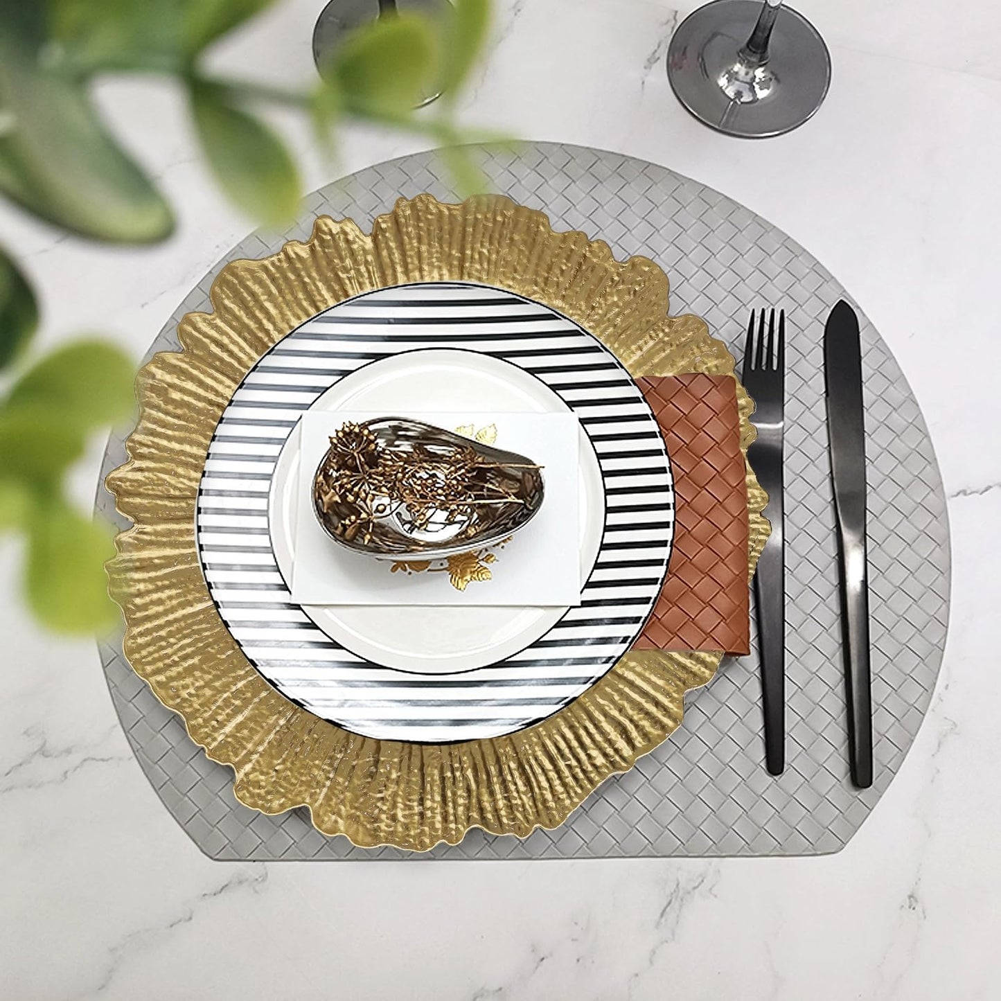 Leemxiiny Reef Gold Charger Plates, Set of 6 Decorative Chargers for Dinner Plates Bulk for Wedding, Party, Holiday, Thanksgiving, Christmas Table Setting