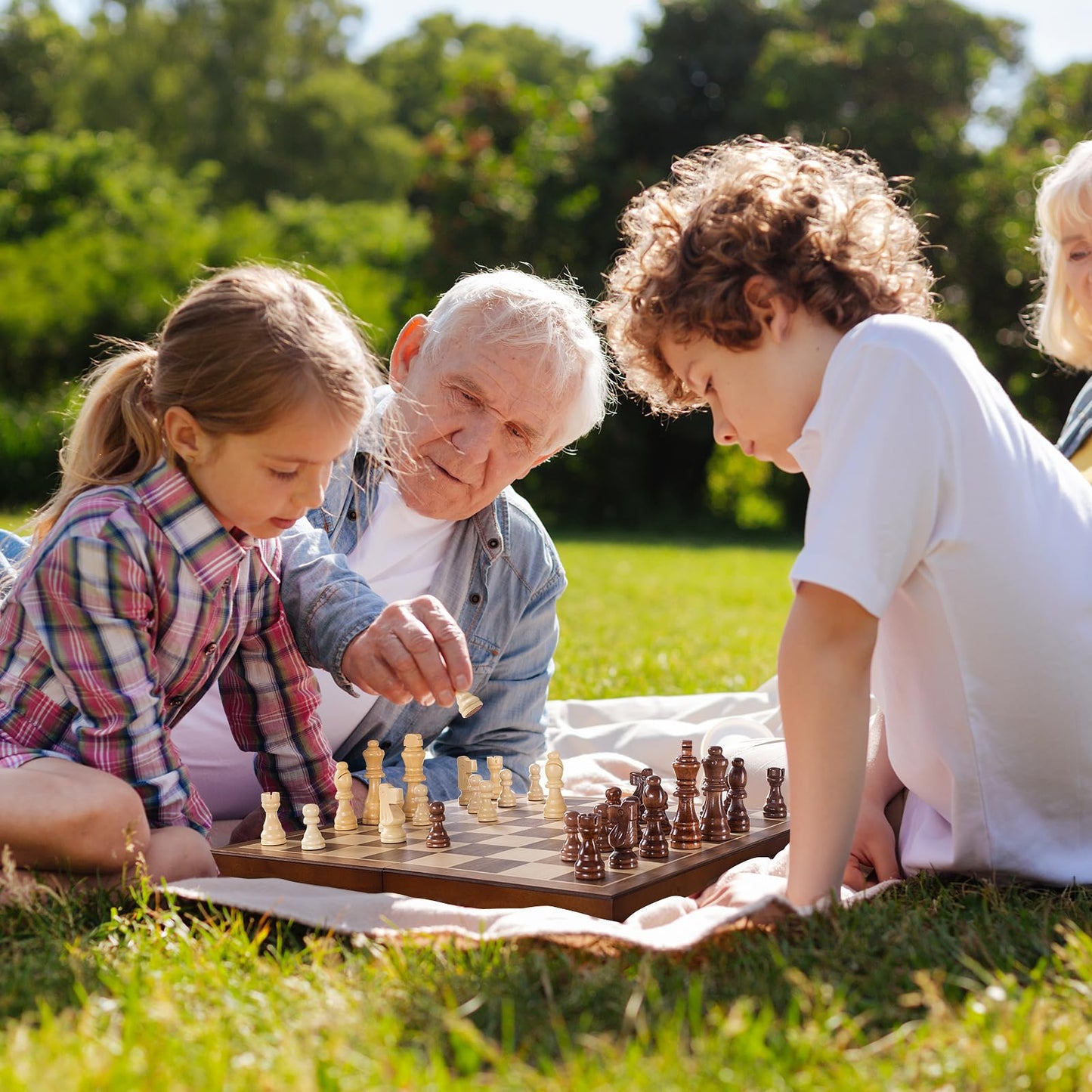 ASNEY Wooden Chess Set for Adults, 15" Folding Portable Travel Chess Board Game Set with Magnetic Closure for Kids Adults and Beginner with 2 Extra Queens