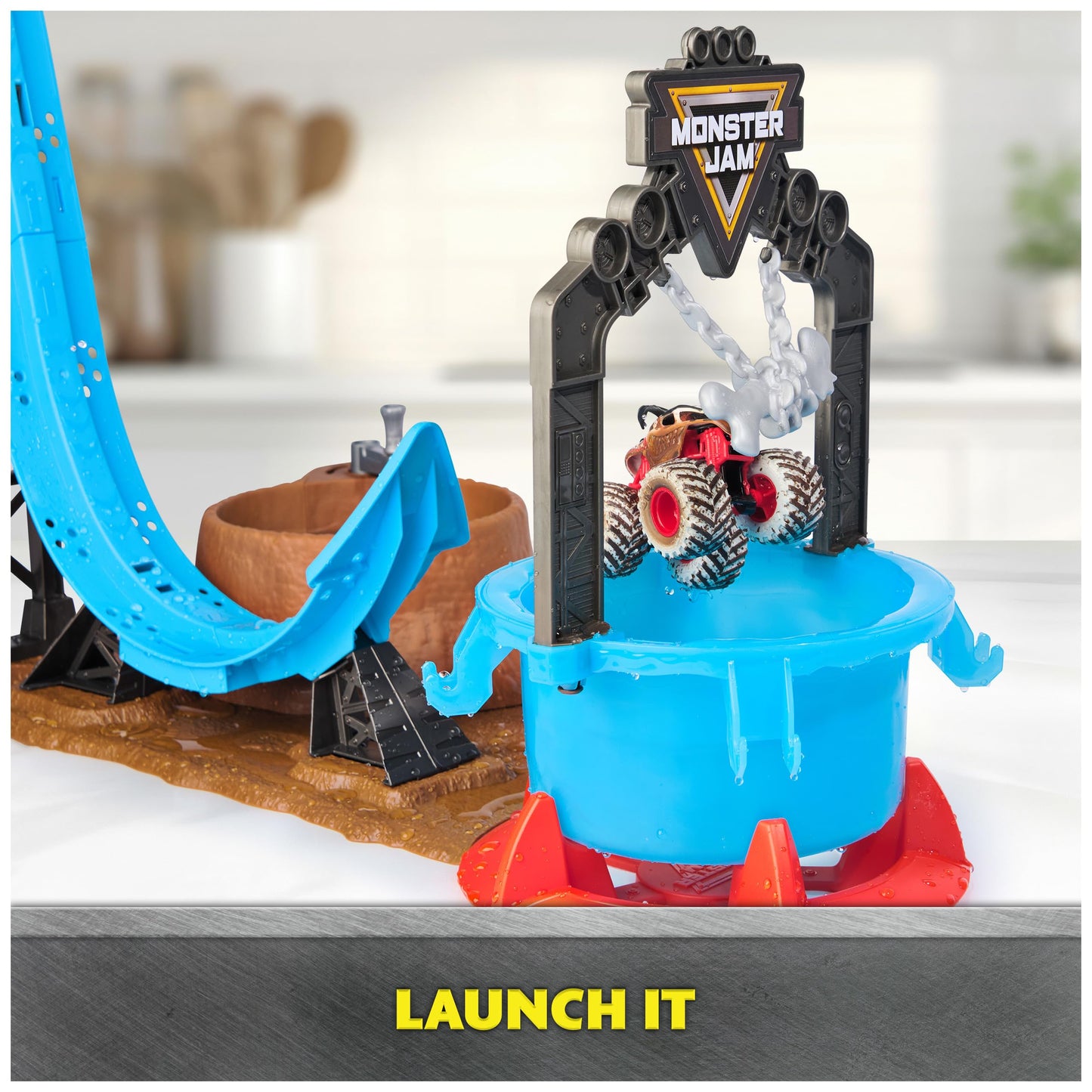 Monster Jam Dunk Tank Playset for Kids