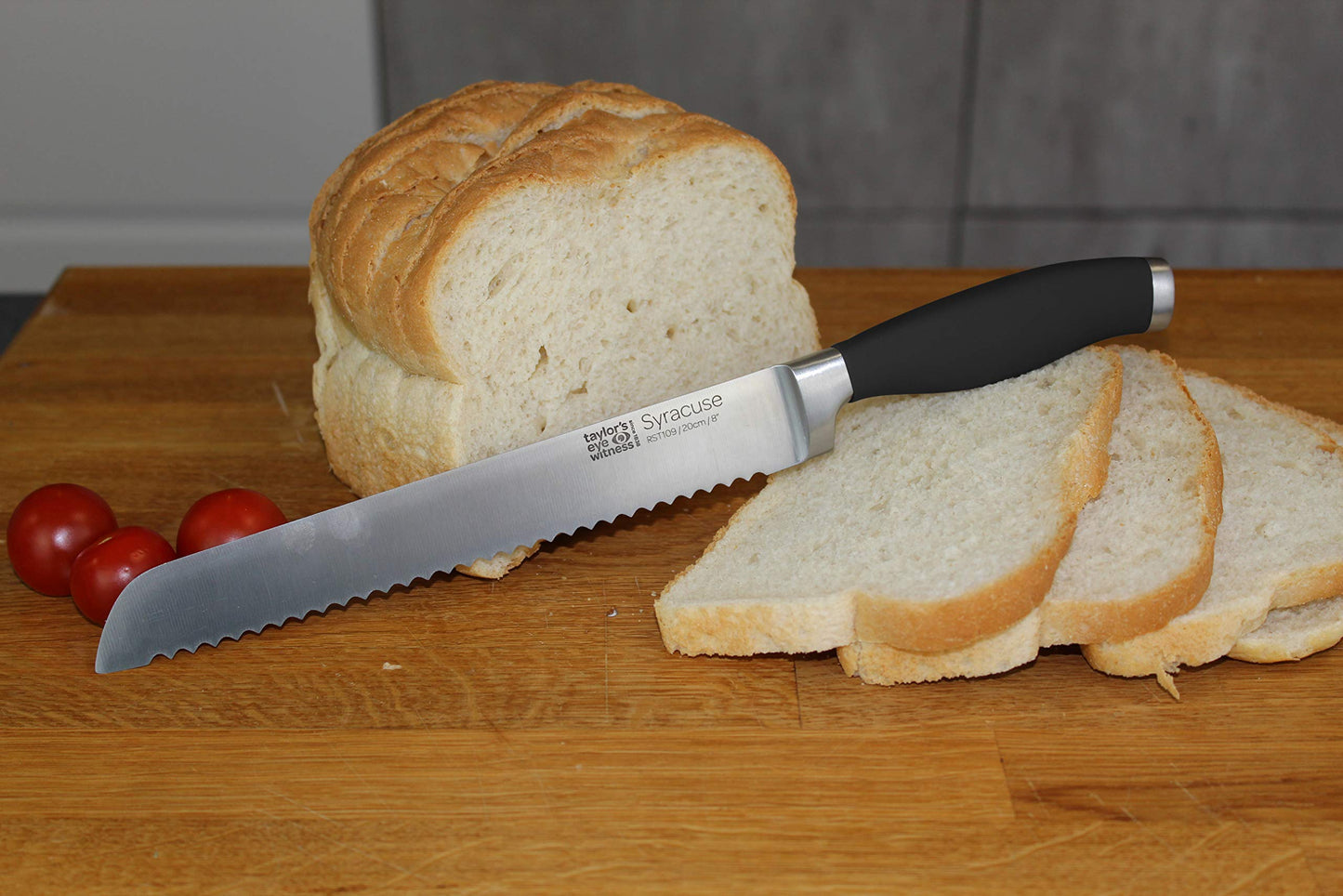 Taylors Eye Witness 8-Inch Scalloped Bread Knife