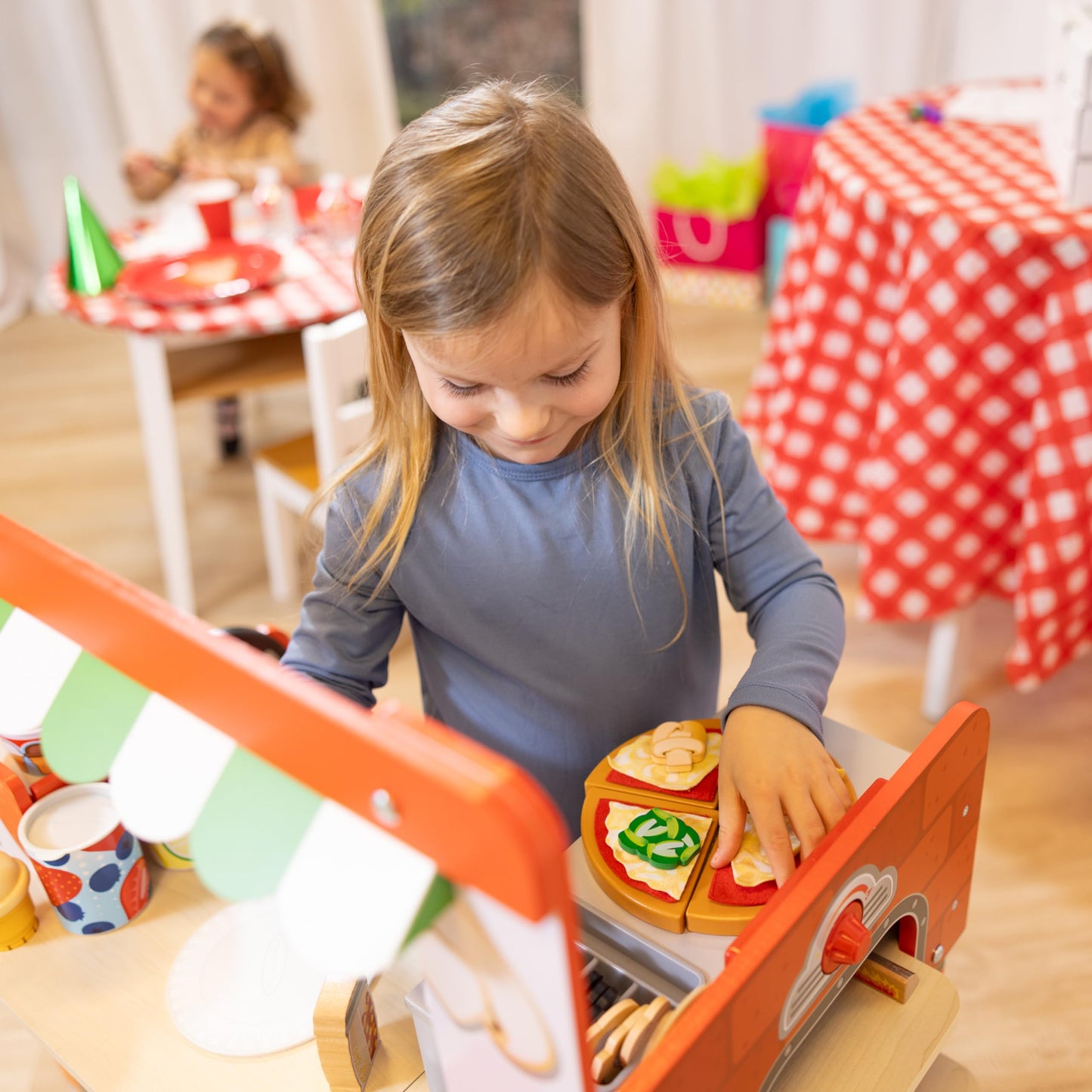 Melissa & Doug Wooden Pizza Food Truck Playset