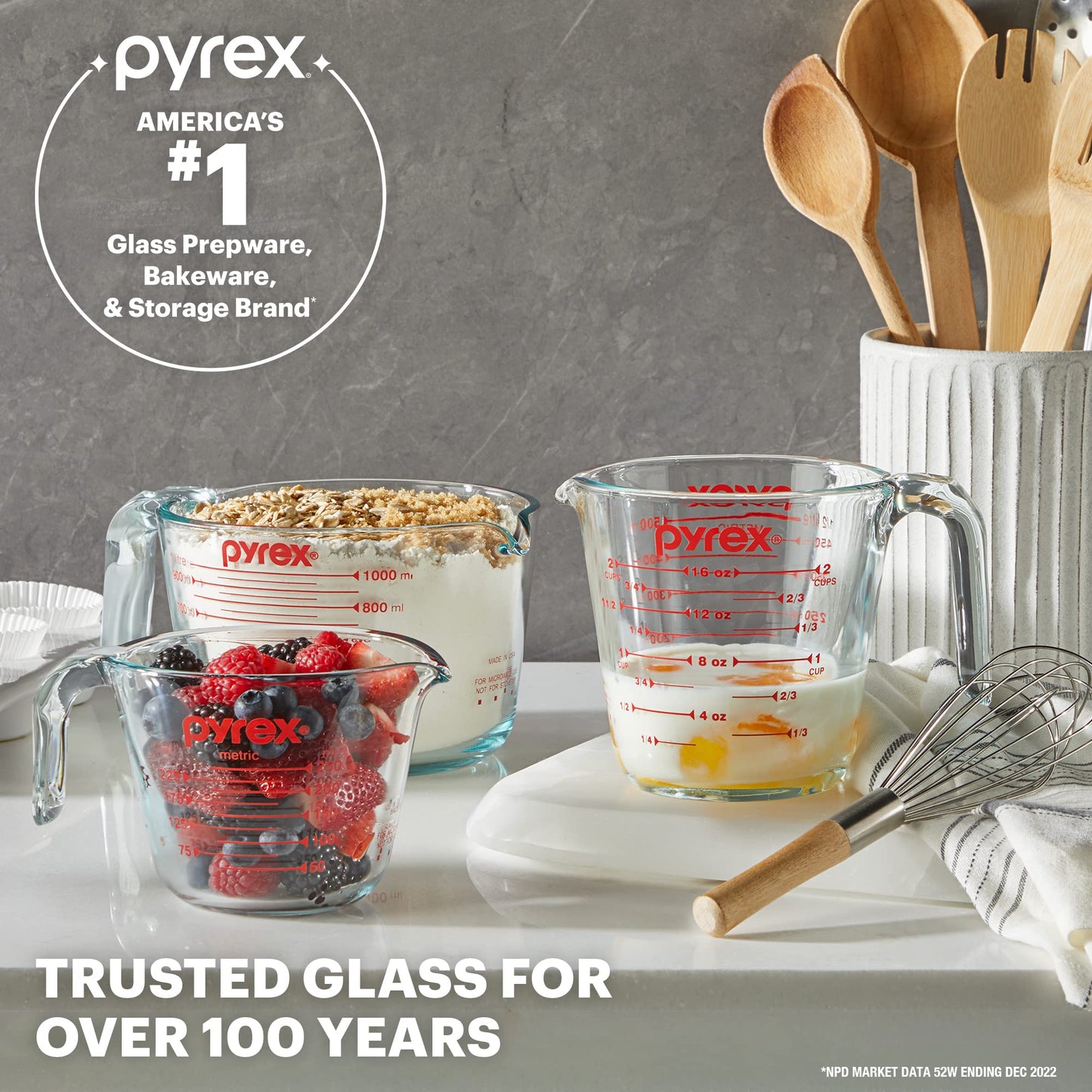 Pyrex 4-Cup Glass Measuring Cup for Baking